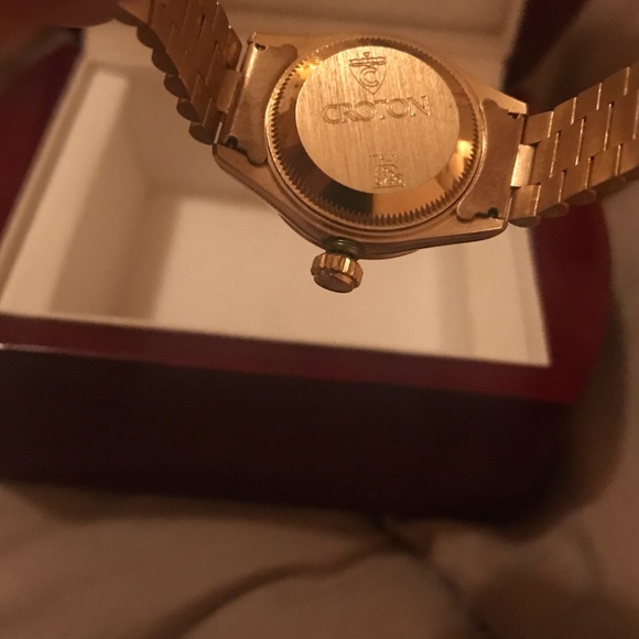 NWT Croton 18k Diamond💎 Women’s Watch - Picture 4 of 8